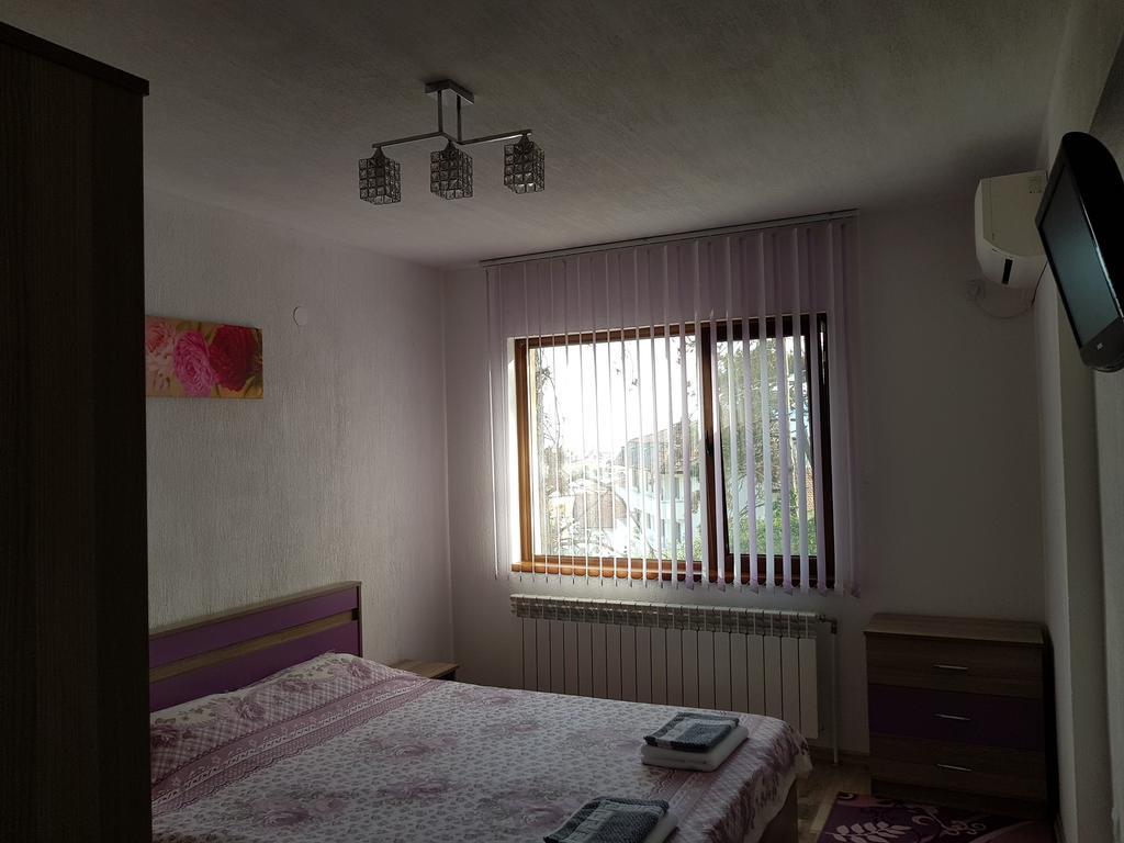 Д И В 1 - D & V 1 Apartment Sandanski Zewnętrze zdjęcie