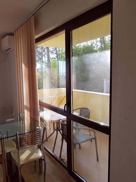 Д И В 1 - D & V 1 Apartment Sandanski Zewnętrze zdjęcie